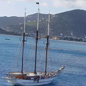 Meet your Posher, Kay l